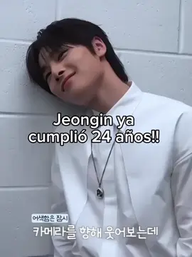 nooo, mi niño hermoso, ya tiene 24 casi 25 años lo amo mucho 😭😭💗#ValentinesDay 
