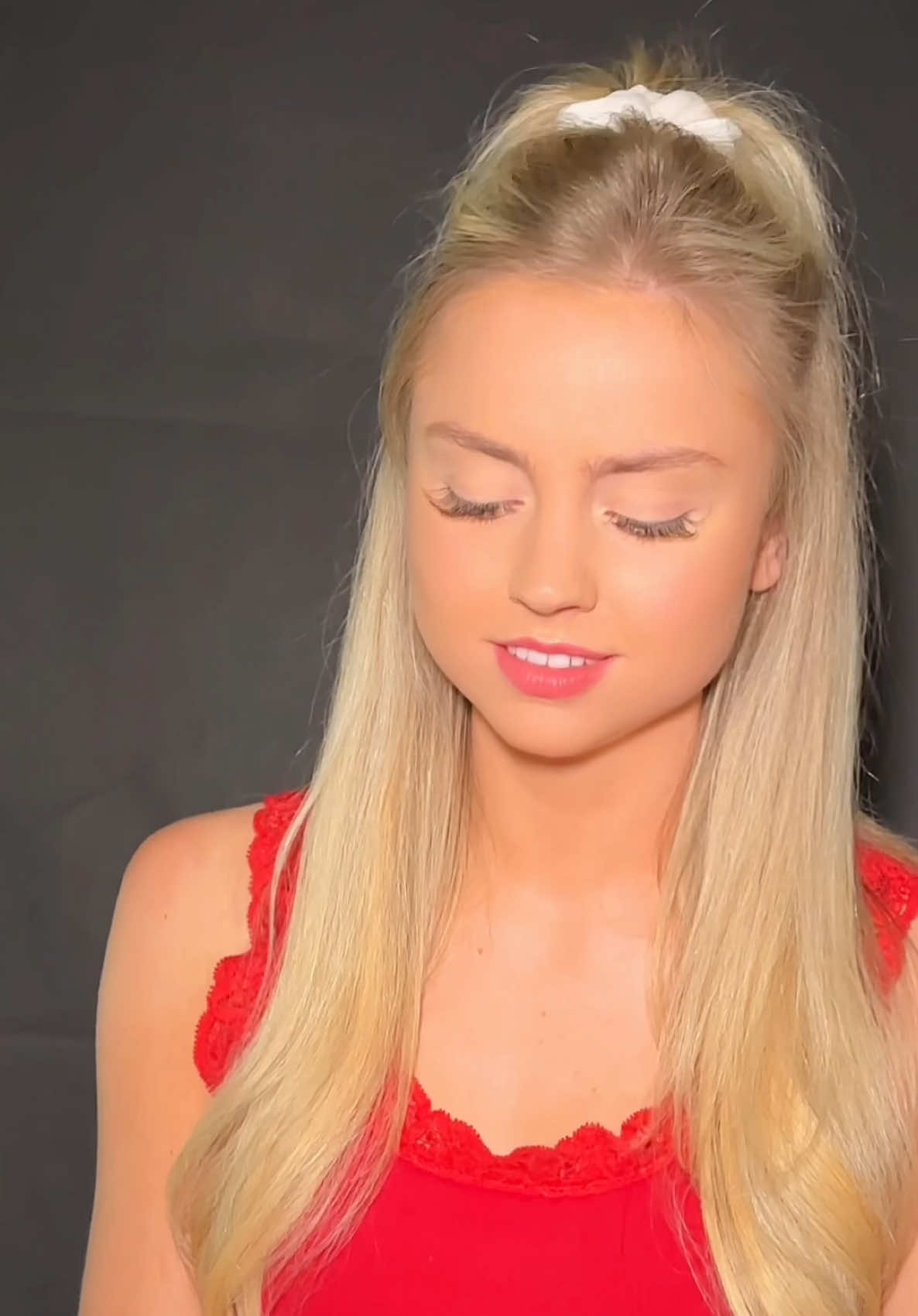 When I Look At You❤️ #cover #coversong #mileycyrus #whenilookatyou 