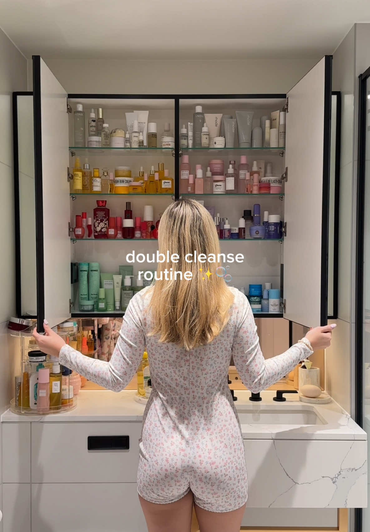 double cleansing with the @Veganifect US store clean and glow green barley range 🫧✨ my skin is so clean all whilst keeping that moisture, and of course it’s vegan friendly 💕🫶🏻 get 35% off during Valentine's Day Sale until Feb 16 ad #skincare #skincareroutine #glassskin #veganifect #veganifectpartner #skincareasmr #grwm #skincarehack #glowuptips #blackheadremoval