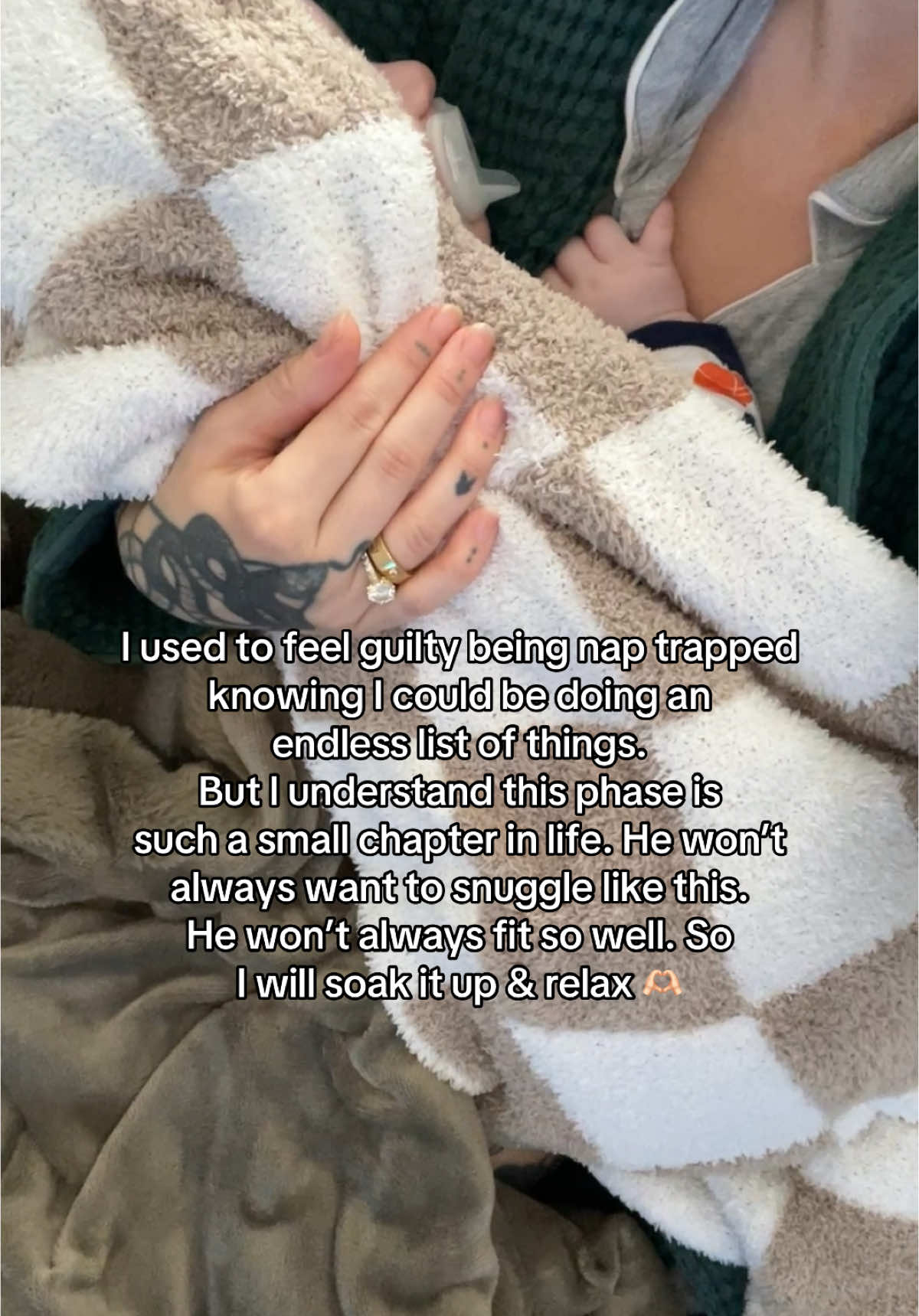 Mom guilt is weird #firsttimemom #momlife #newbornlife #babytok #motherhood #motherhoodlife 