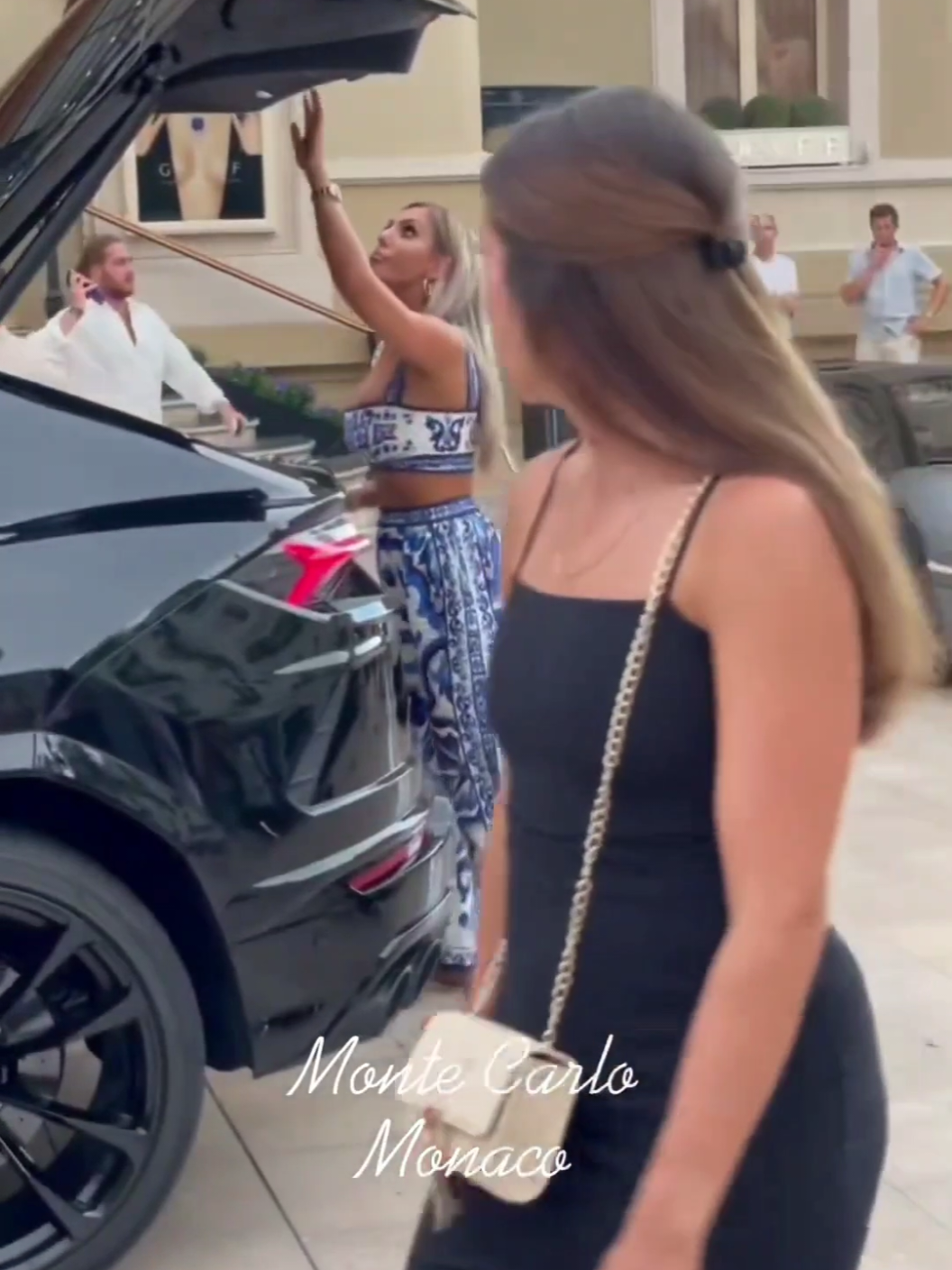 luxury lifestyle girl in Monaco #monaco #montecarlo #Lifestyle #gmk #ferrarif1 #rollsroycecullinan #lamborghinihuracan #millionaire #milliardaire #richlife 