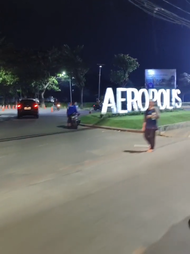jangan yah de yah😅 #tangerang #tangkab #teluknaga #aeropolis #m1 #videoestetik #viralvideo #videoestetic #foryouu #fypage #fyppppppppppppppppppppppp #fypp #fypシ゚ #trendingvideo 