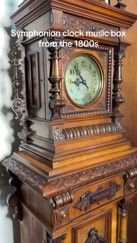 Symphonion clock disc music box from the late 1800’s #musicbox #music #antique #symphonion #discmusicbox #clock 