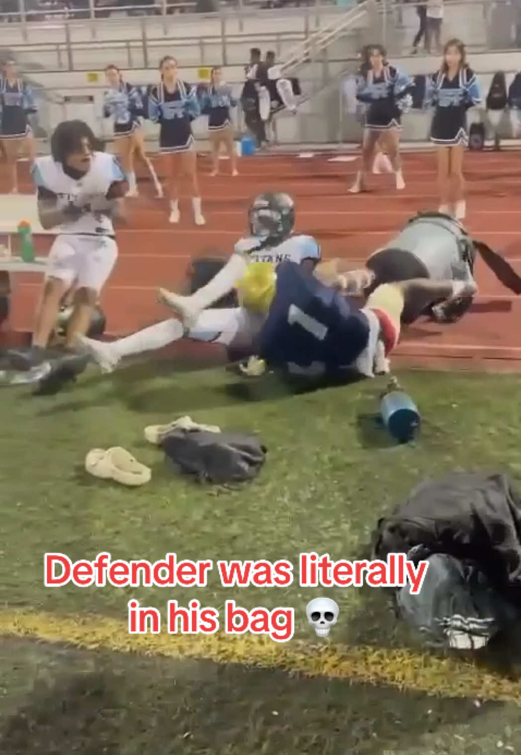 Wait for it 😂 (via _.itz.tayyy/IG) #football #highschoolfootball 