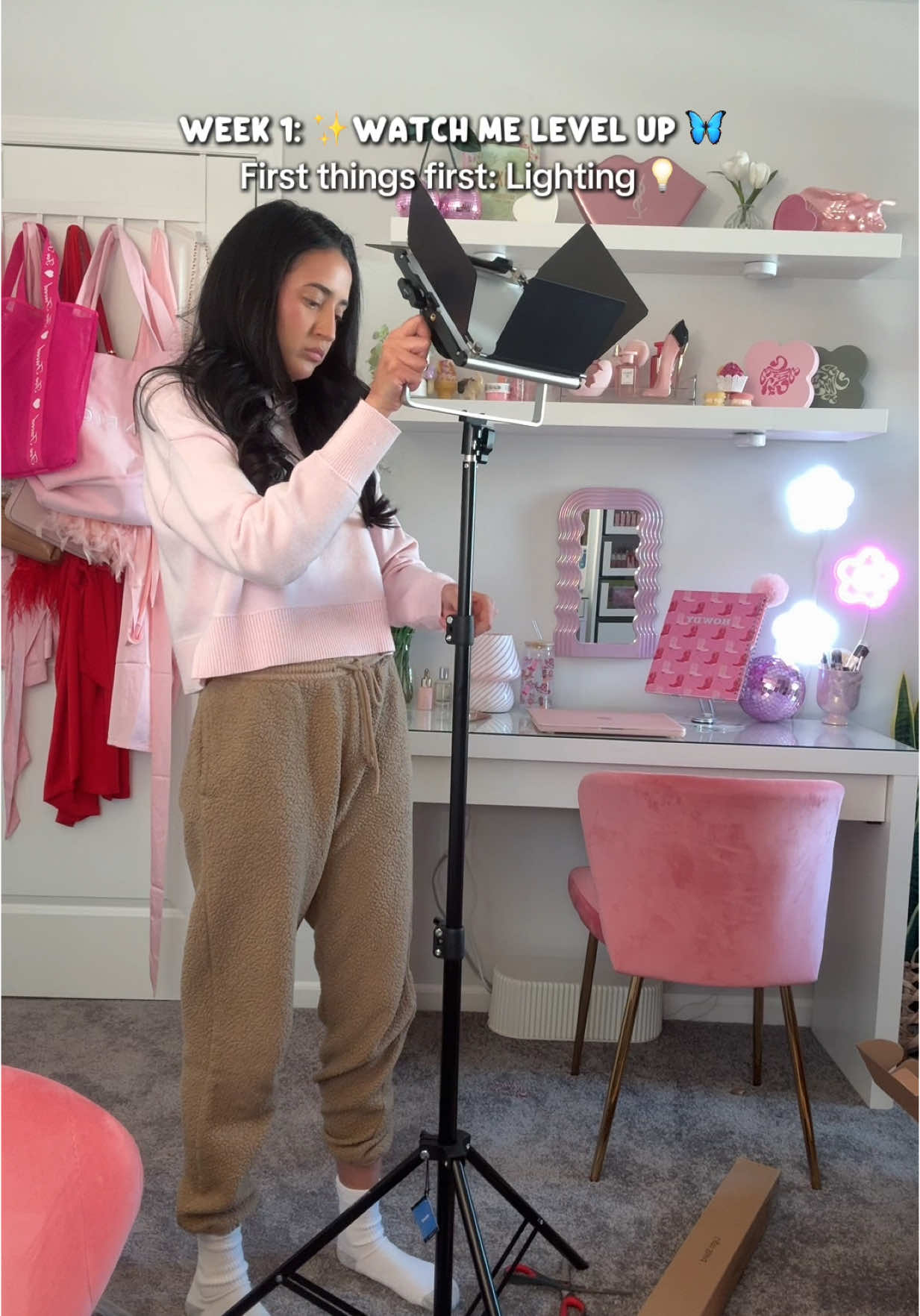 💕Week one of creating content in my new apartment. First investment: Making sure y’all can see the material girl energy clearly ✨  The difference is huge, plus I will start filming on my back camera. Looks so clear and crisp.  If you’re waiting for a sign, this is it bestie 🤍  #beautycreator #lightingsetup #contentjourney