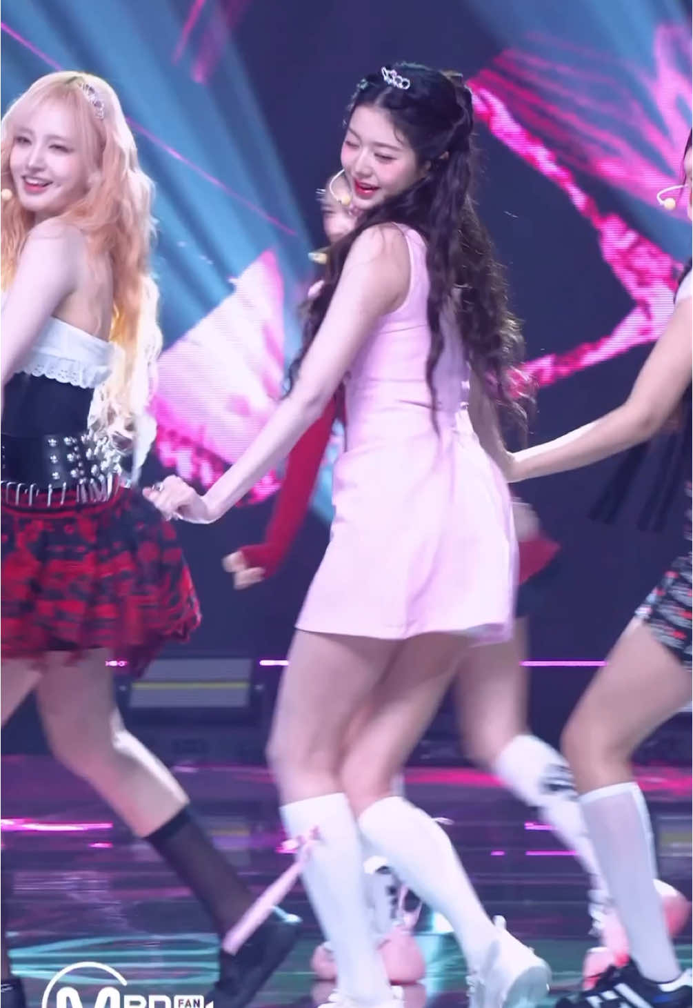 Princess in Pink #wonyoung #jangwonyoung #wonyoungive #izone #ive #wonyoungfancam #fancam #fyp #fypシ゚ #wonyoungism 