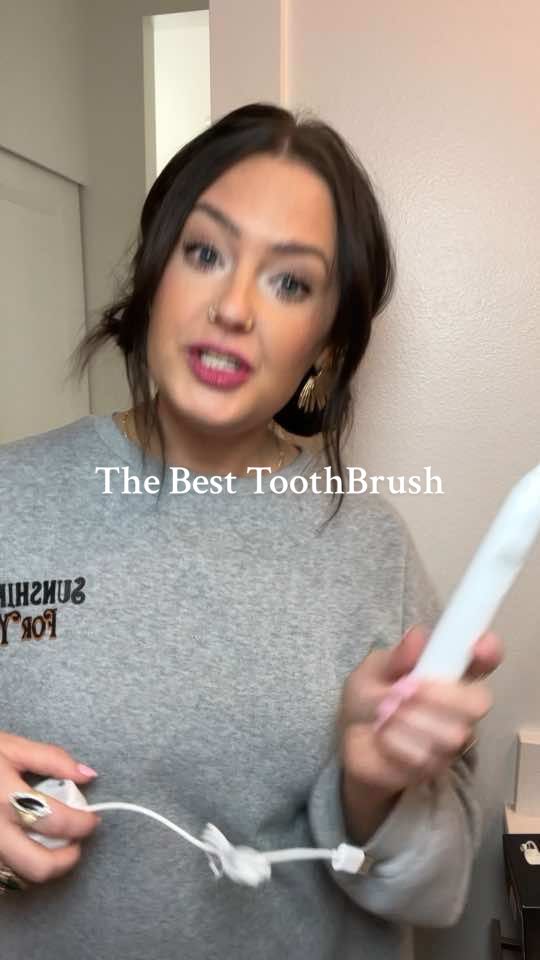 The Best Toothbrush in my opinion! #toothbrush #teeth #teethwhitening #brush #tooth #teethcare 