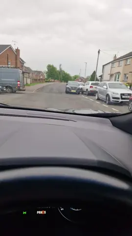 My mate got his parking spot taken outside his house so he blocked them in #parking #blocked #jeep #petty 