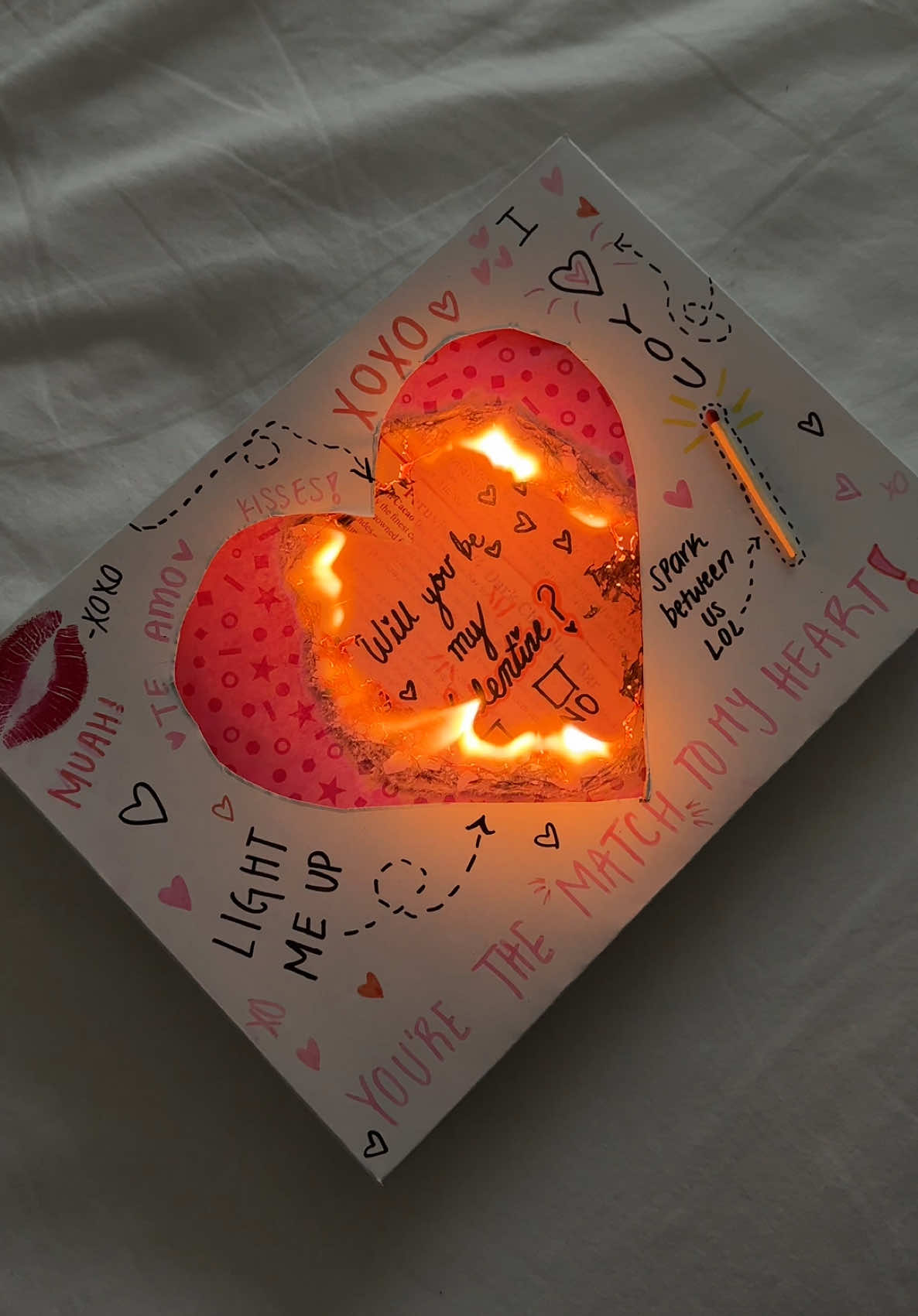 This was so fun to make💕#ValentinesDay #boyfriend #girlfriend #DIY #diygift #diyproject #burningbox #valentiensdaygift 