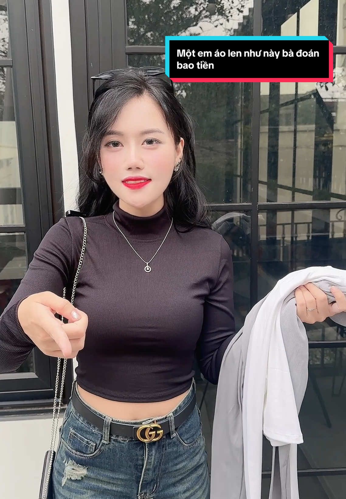 Một em áo len như này bà đoán bao tiền #aolentam #aogiunhiet #aocolotaydai #aohottrend #aocroptopnu #xuhuongtiktok #thoitrangnu #viralvideo 