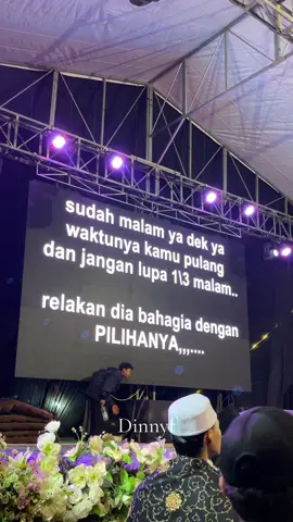 Ubur ubur ikan lele , sholawatan pokoke. 🤲🏻🤣 #fyp #azzahir #azzahirpekalongan #majelissholawat #habibalizainalabidin #majelisazzahir #temanggung #temanggungbersenyum #masukberandafyp #fypage #fypシ゚ #sholawatviral  @Ali Zainal Abidin Assegaf @majelisazzahirofficial 