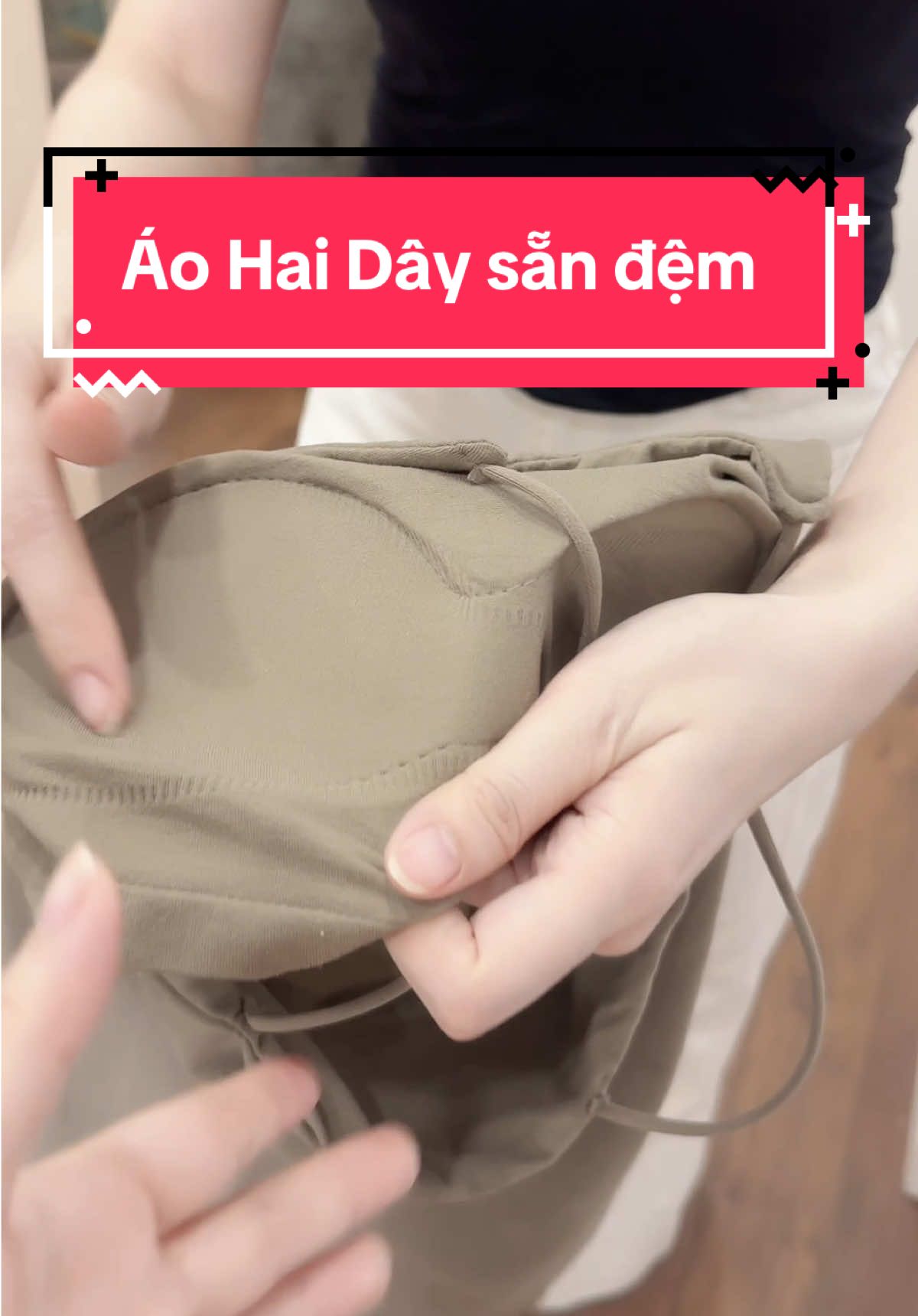 Sét 2 Áo Bra thun 2 dây cổ yếm có đệm  #champhan #champhanreview #châmphan #review #áo #aothun #aohaiday #aothunhaiday #aothunbody #aohaidaycoyem #thoitrangnu #thoitrang #phoidoxinh  