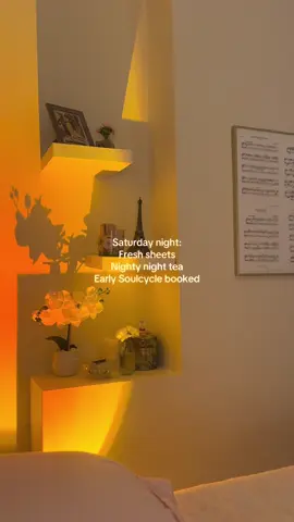 Let’s pretend this was my Friday too #boston #Lifestyle #diml #nightroutine #nightcore #saturday #lifestylevlog #winter #cozy #aesthetic #soulcycle 