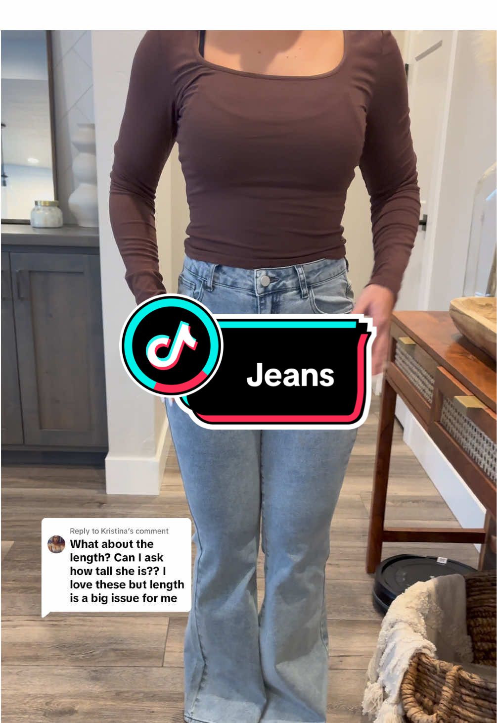 Replying to @Kristina she is 5’4! These jeans are great. 🔗👇 #jeanshaul #womensjeans #jeansthatfit #denimoutfit #highwaistedjeans 