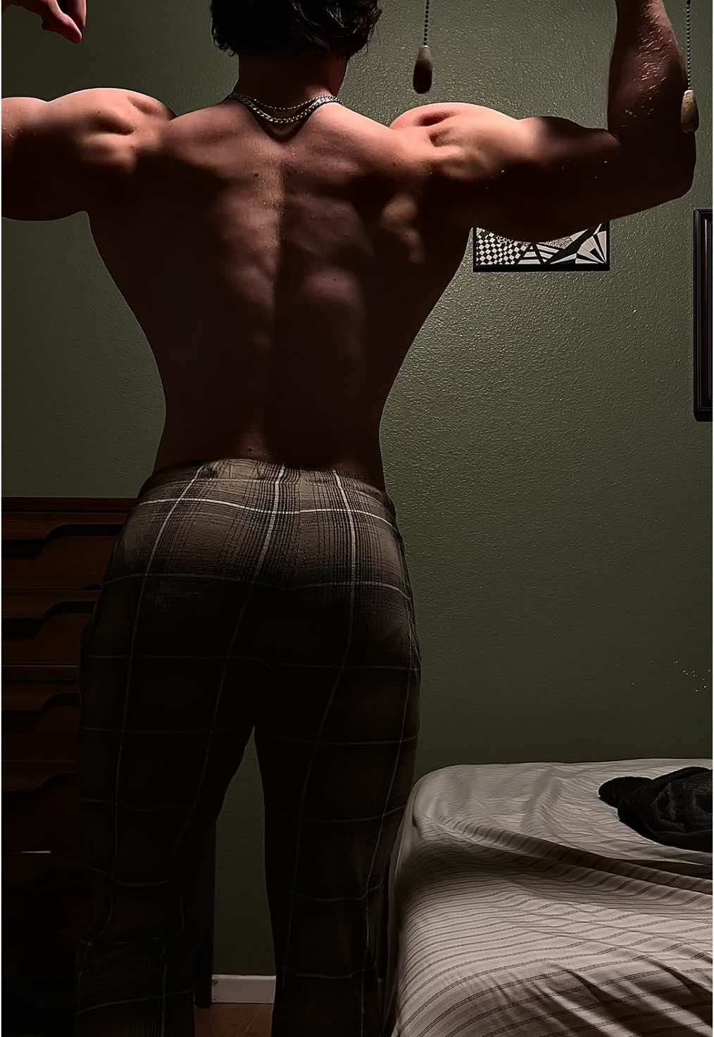 Don’t skip back day… #back #physique #gymmotivation @JTKELLYFIT  