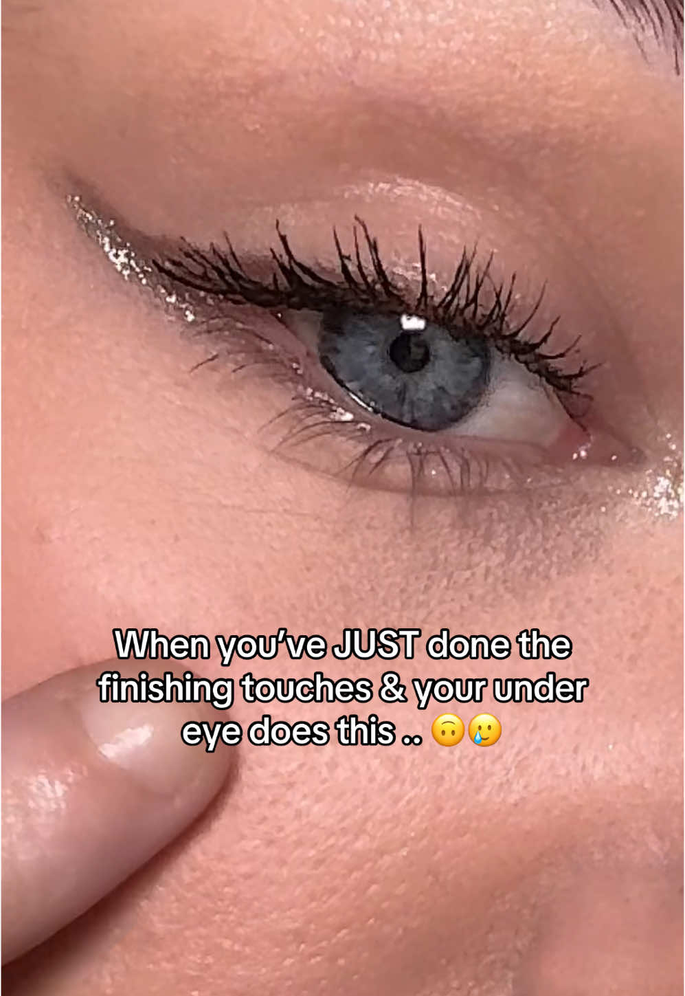 Honestly man 🥲🥲 it happens to the best of us I guess 😭 #makeupfail #undereyemakeup #fyp #makeuptok 