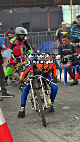 mau se effort apapun kalau dia nggak mau ya juga percuma#fypシ #berndatiktok #storybalap #sadvibes #galaubrutal #sadvideos #foryoupage #4u #fypageシ 