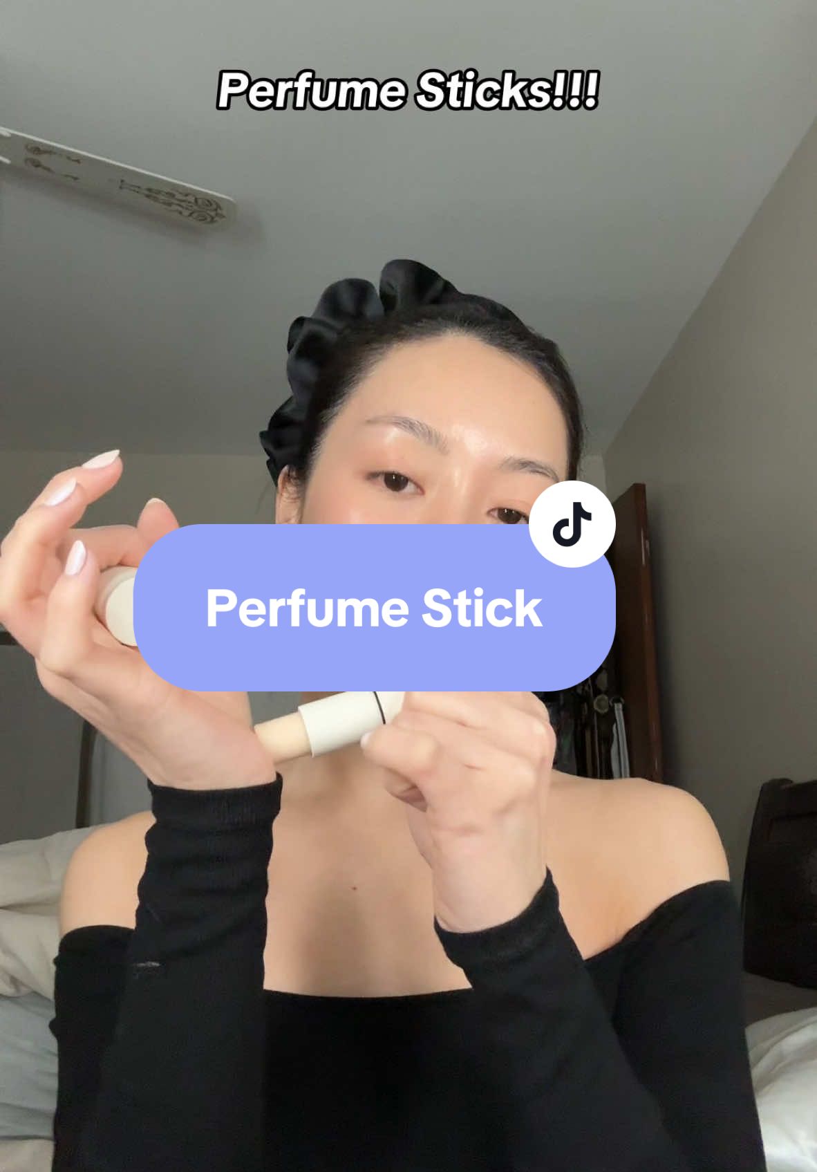 I need every perfume company to have perfume sticks now! ✨@noyzfragrance #noyzfragrance #perfumestick #solidperfume #TikTokShopJumpstartSale #TikTokShopLoveAtFirstFind #lovelanguage #TikTokShopRestock #TikTokShopSpringGlowUp #TikTokShopCreatorPicks #TTSBeautyBesties