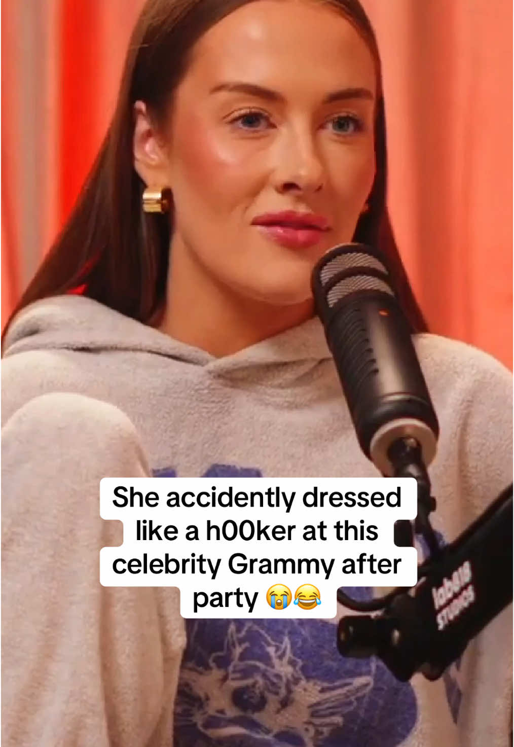 not her mewing Steven Tyler 😭😂 #tanamongeau #brookeschofield #cancelledpodcast 