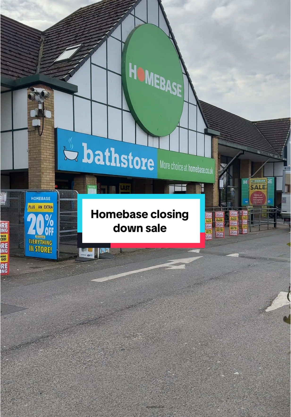 Spend the morning with me whilst I take a trip to my local @Homebase which is closing down 😩  Head over to your local one, there are BARGAINS to be had!! #fyp #ditl #homebase #mumtok #mumofthree #mumsoftiktok #ugcexample #ugccontentcreator 