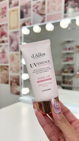 gifted by d’alba piedmont ♡ @DALBA #dalba #availableonamazon  ❤︎ waterfull pink correcting tone-up sunscreen: this is a brightening sunscreen, it works rly well to brighten up my undereyes! on its own, it looks like it leaves a whitecast. I’d wear it under makeup but not alone. this also takes a while to blend out! ❤︎ first spray serum: this is a restock and I love this spray!! I have combo skin, rly dry in the winter. I like using this to add hydration in my skincare routine or after makeup 💫  #dalbasprayserum #truffleglow #dalbahood #skincareroutine #kbeauty #koreanskincare #amazonbeautyfinds 