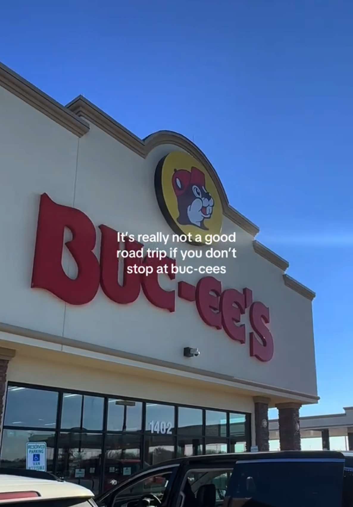 A whole experience 😍  #buccees #bucceestexas #tx #gasstation #roadtrip #foodtiktok #fyp 