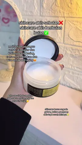 kalo punya kulit sensitif dan skin barier lagi rusak, coba deh pake snail mucin moisturizer dari cosrx ini 😍🤏🏻 #cosrx #snailmucin #moisturizer #pelembabwajah #skincare #skincarekorea #skincareroutine 