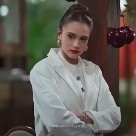 Zeynep❤️‍🔥  #hudutsuzsevda #hudutsuzsevdadizi #hudutsuzsevdaedit #denizcanaktas #miraydaner #zeynepleto #zeynepkarasu #halilibrahimkarasu #halzey #halzeyedit #halilibrahimzeynep #turkishseries #turkishdrama #goviral #fouryou #fyp  @TikTok please fyp🥹