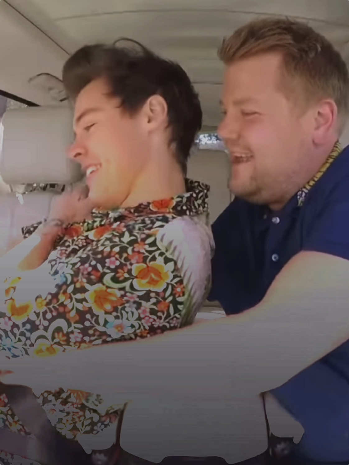 I love this duo 🫂🩷 #harrystyles #harryedwardstyles #hs #jamescordan #jamescordanandharrystyles #latelateshow #latenightshow #friendship #Home #friends #buddy #buddies #singing #carpoolkaraoke #fy #forypupage #fyp #fyyyy  Clips: YouTube  App: Capcut in the video: Harry Styles, James Cordan  @HSHQ @The Late Late Show 