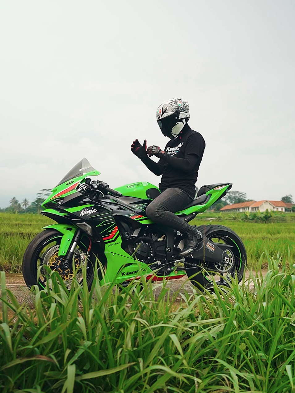 Ora Ninja Ora Cinta❤️ #ninja #kawasakininja #zx6r #zx636 #zx25r #kawasakizx25r #motor #cinematicmotor 