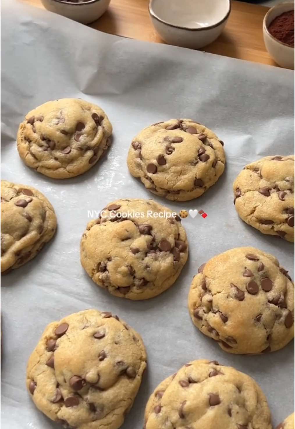 Perfect with a glass of milk 🍪 🥛   #nyccookies #cookies #baking #bakingtiktok #fyp #chocolate #janespatisserierecipe