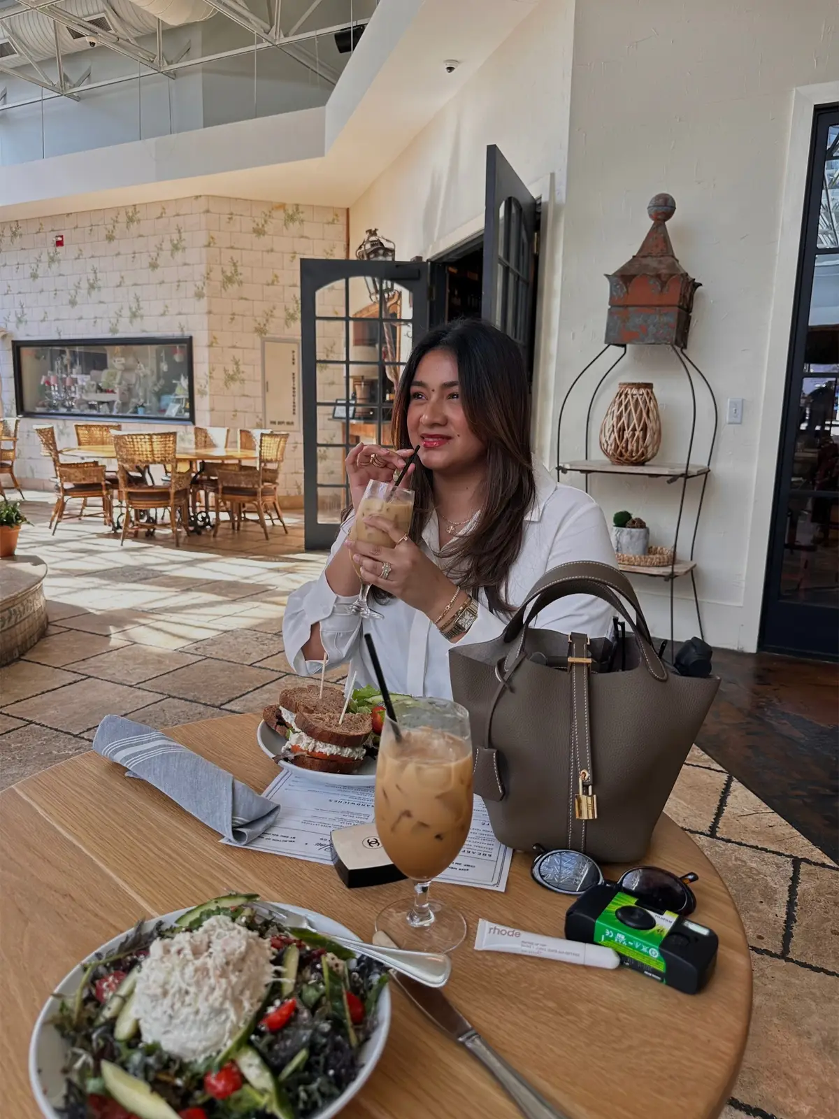 girly lunch dates ✨🌷💄☕️🕯️🤎 . . . . ##girlydate #cltfoodie #cltinfluencer #cltblogger #cutecafe #aestheticedits #fashionblogger #fashioninspo #outfitinspiration #oldmoney #oldmoneyaesthetic 