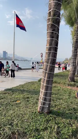 Đôi mắt long lanh có hồn 