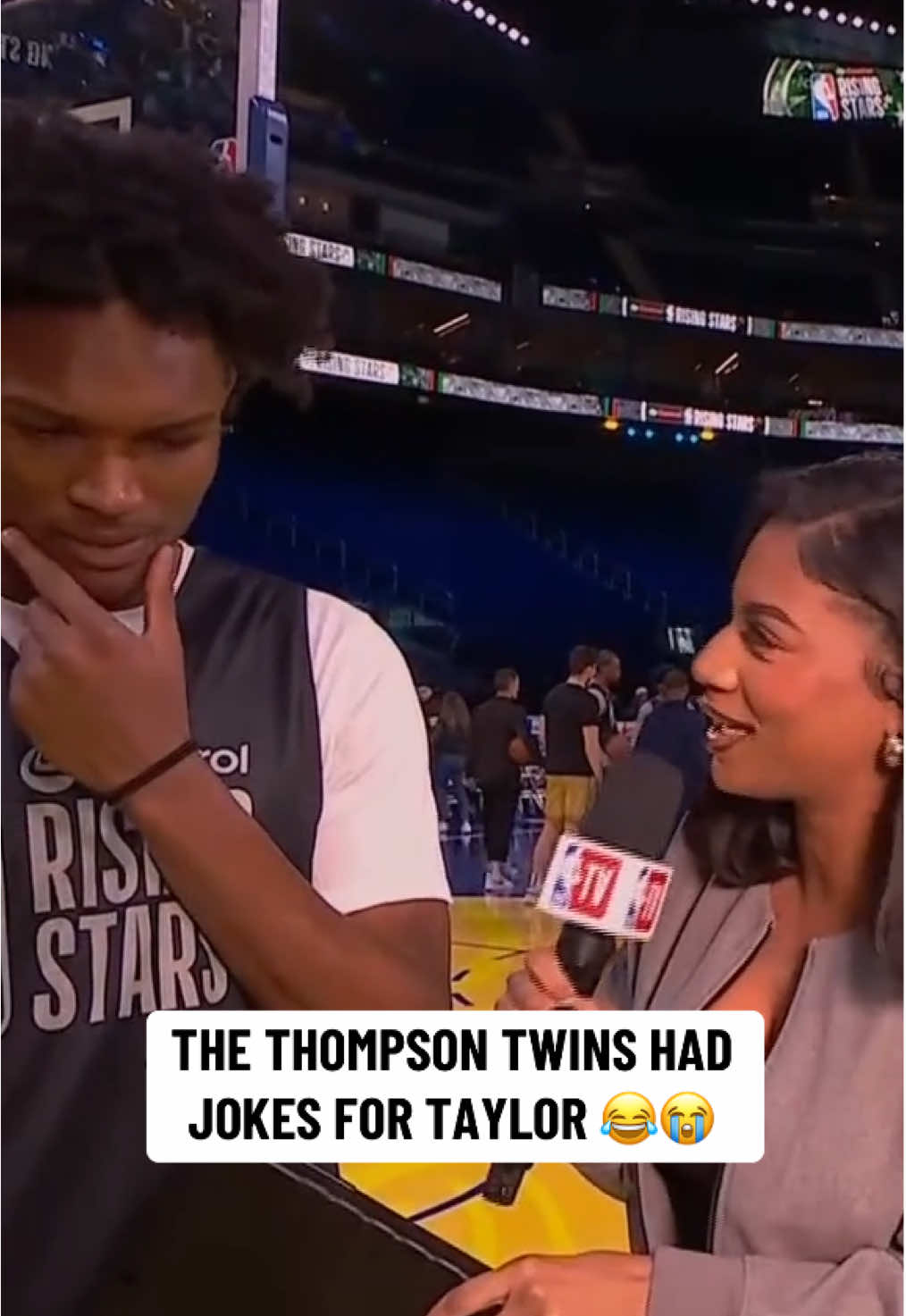 I’d do this all the time if I had a twin 😭 ( @houstonrockets ) #NBA #basketball #amenthompson #ausarthompson 