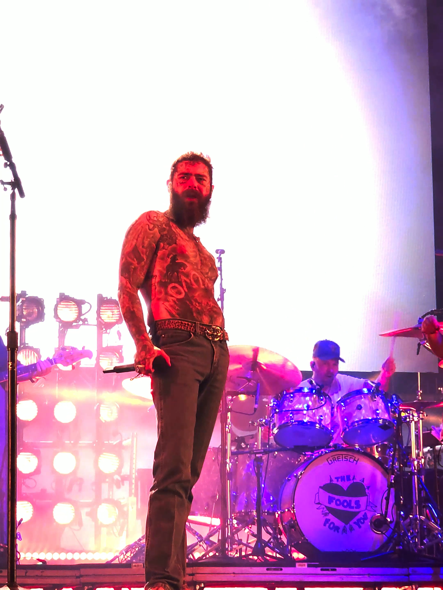 Why is @postmalone Lookin' Like a Whole Snack #postmalone #rockstar #WildHorsesFestival #rockstarLive #Posty #PostMaloneLive #PostMaloneConcert #PostMaloneMusic #rockstarpostmalone