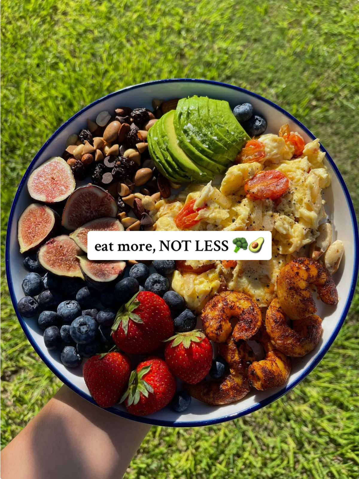 Don’t count calories count colors 🍓🍒🥑🥝🫐🍤      inspo vid: @Judith Dalen #whatieat #cleaneating #foryoupage #fyp #wellness #healthylifestyle #healthyrecipes #guthealth #wellnesstok #foodtiktok #foodprep #highprotein #healthyliving #wholefoods #mealprep  #pescatarian 