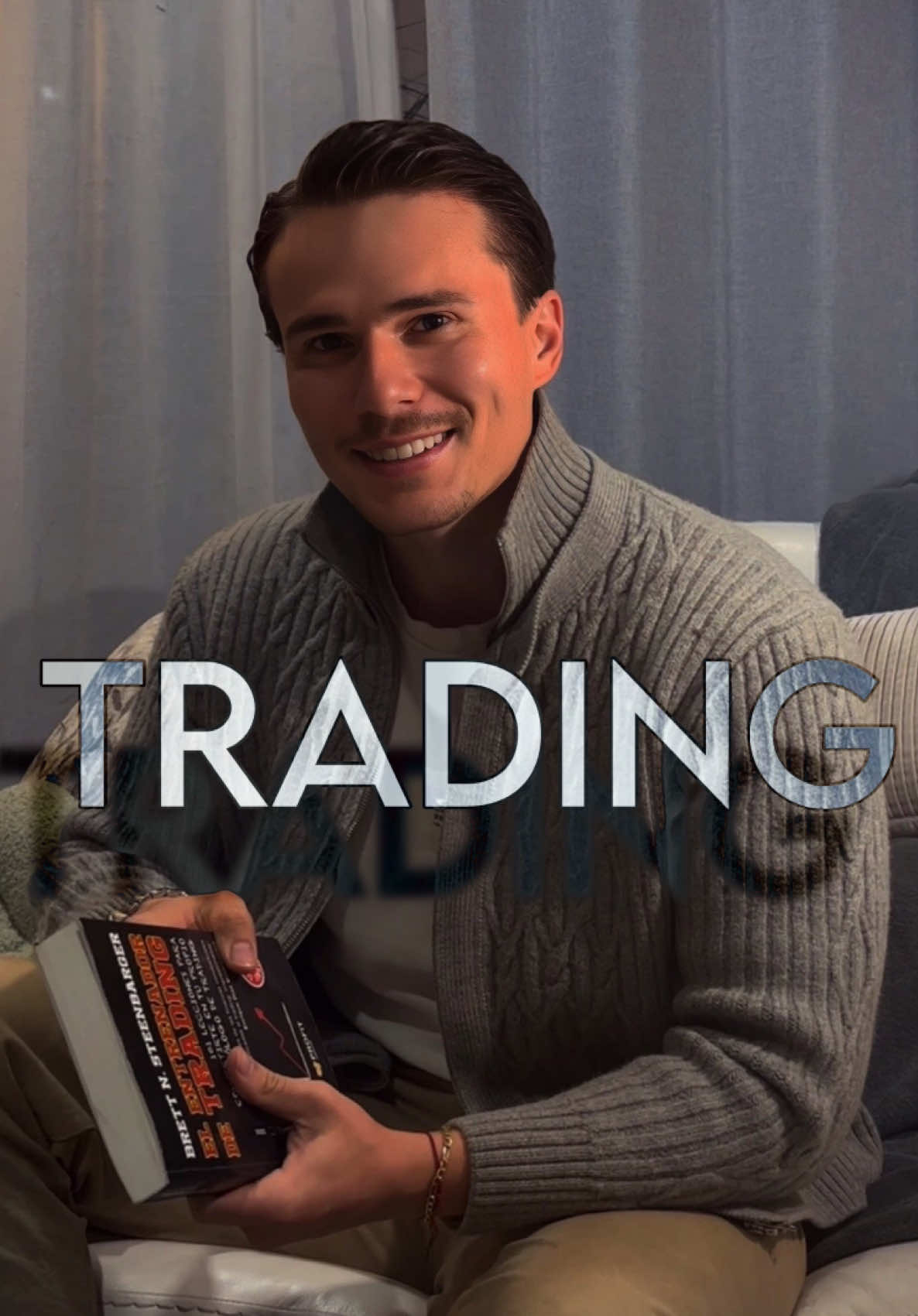El trading es sencillamente el proceso de compra o venta de activos financieros en un espacio temporal. Tu lo has intentado? #negocios #negocio #inversion #inversiones #invertir #fyp #fypp #tradingvideo #forex 