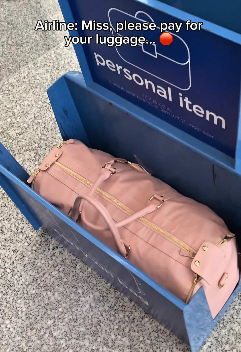 Airline absolutely despise this bag 😂 #travelhack #savemoney #staycation #vacation #packingessentials #travelessential #whatsinmybag #girlythings #vacay 