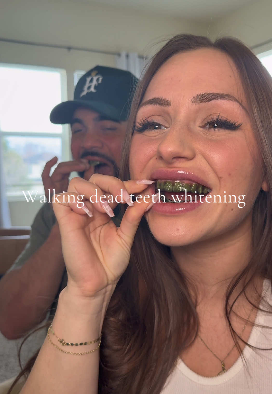 All jokes aside, actually a 10/10 tooth whitener! No sensivity whatsoever  #walkingdead #toothwhitening #whiteteeth #viralvideo 
