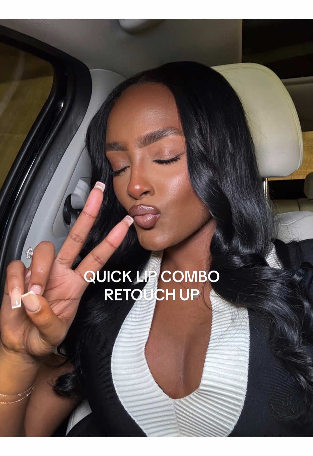 Quick lip Retouch before I get out my car. This is an essential ✨!  PRODUCTS USED:  @makeupforever Lip Liner “Limitless Brown” @Charlotte Tilbury Matte Revolution “Cover Star”  @fentybeuty Gloss Bomb “fenty Glow”  #lipcombo #retouch #lipcombos
