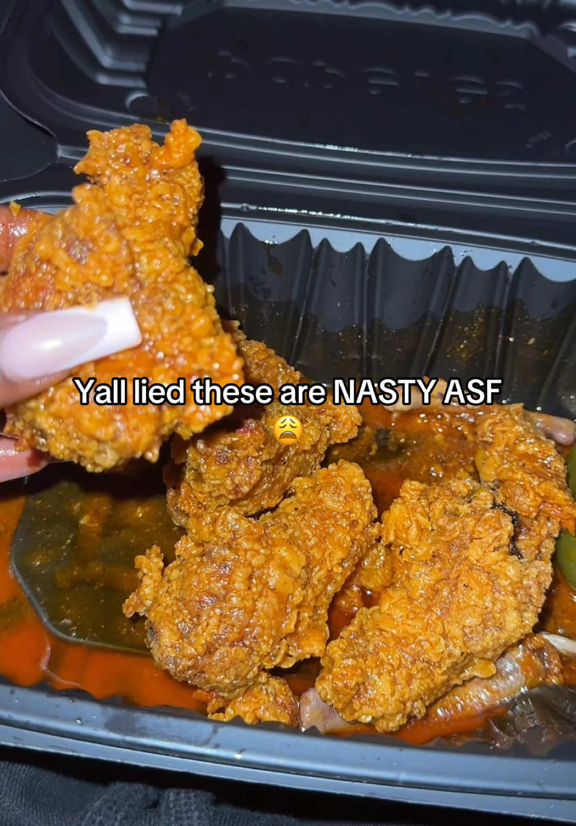 They’re disgusting please do not waste your money and stop listening to tik tok for food reviews 😭 #popeyes #foodreview #nasty 