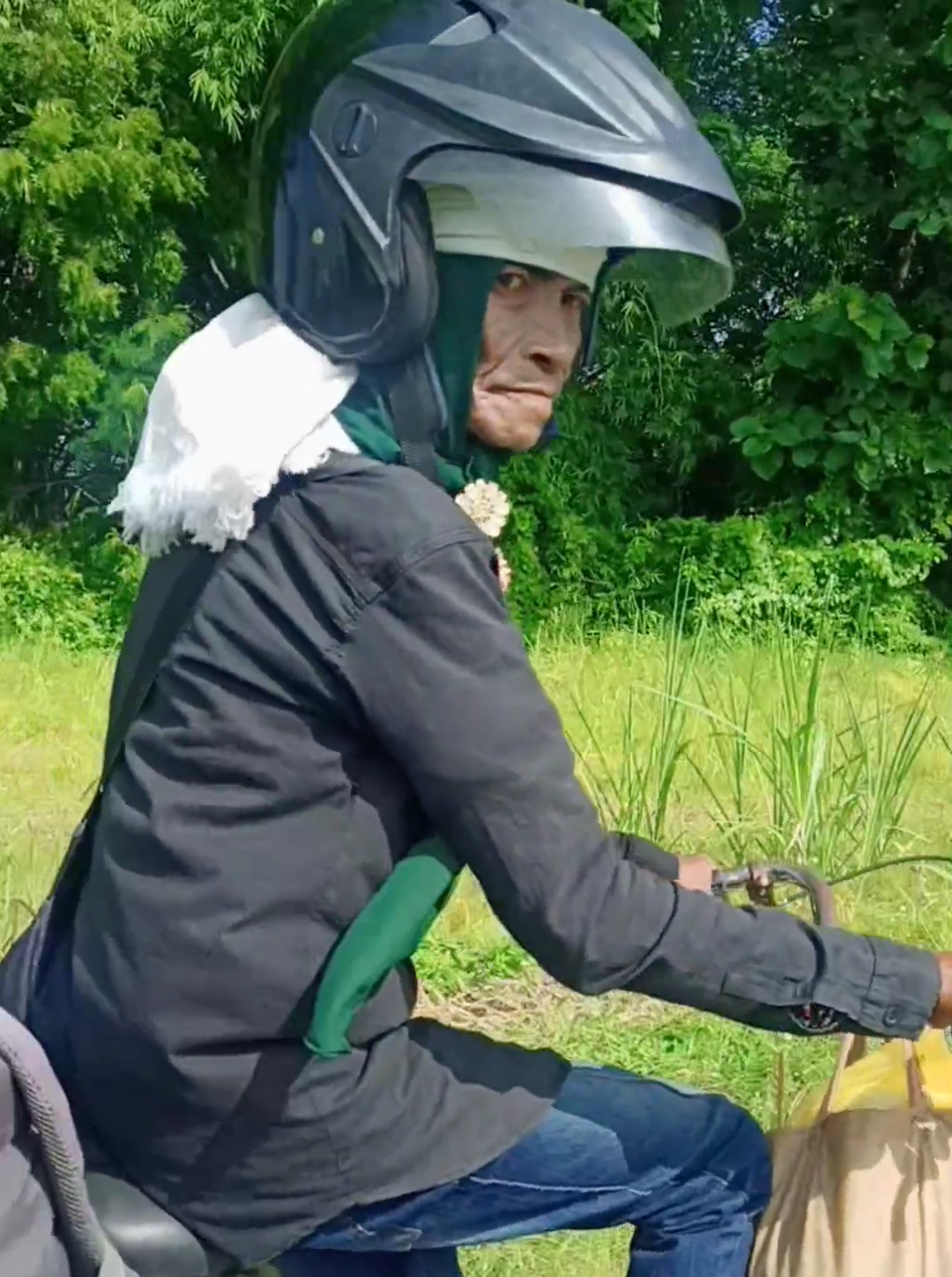 Boy Atokar bik reng bengkona, kalambina eangkok kabbi gaes, boy sudah tak ceria lagi, tak se comel dulu 😭