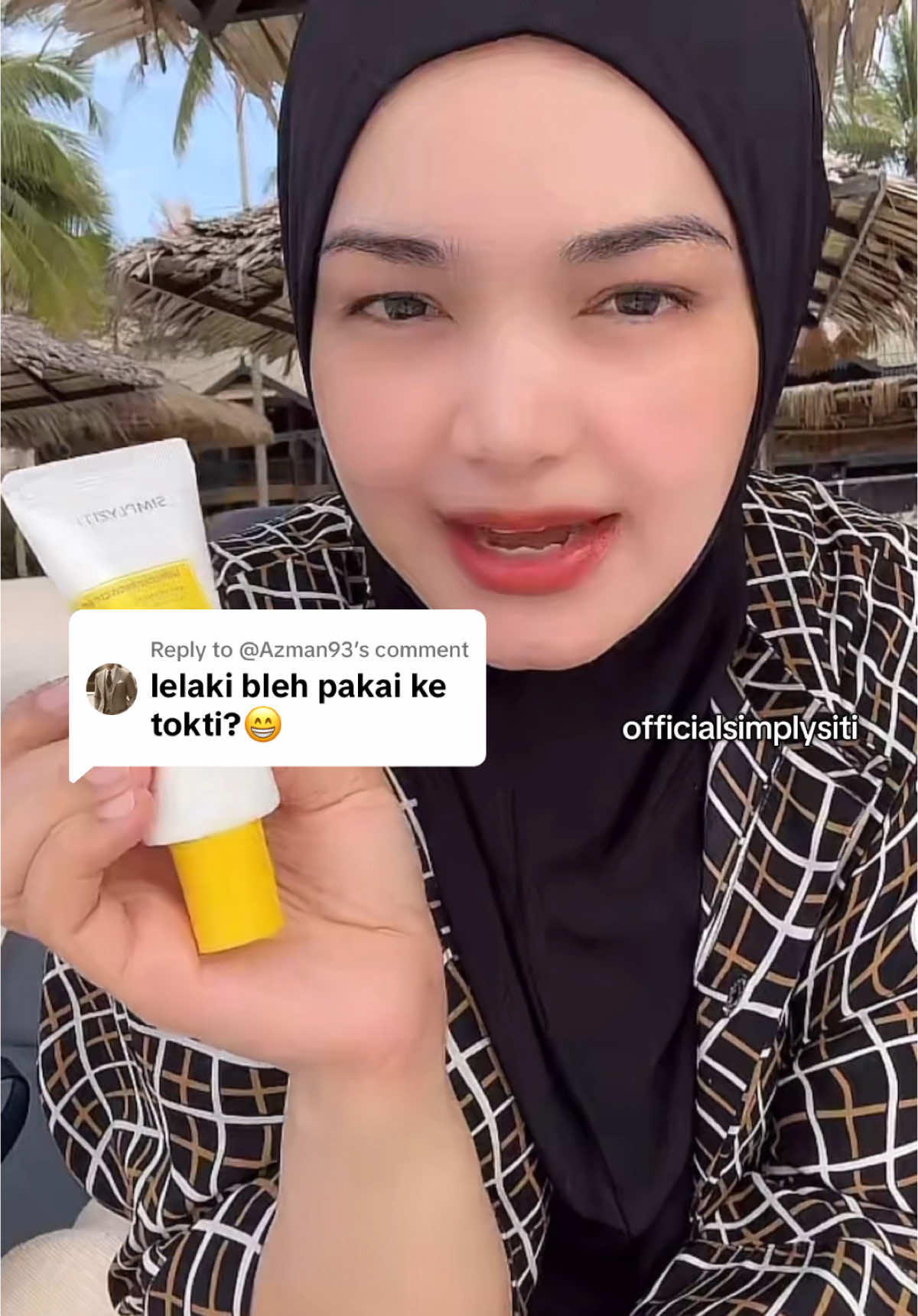 Replying to @@Azman93 mesti la lelaki boleh pakai, sebab ultimate sunscreen dari simplysiti ni for unisex ☺️ jom lindung skin kita dr UV sinaran matahari. #tiktokmadebuyit #simplysitiultimatesunscreen #sunscreenwajib #teampakaisunscreen 