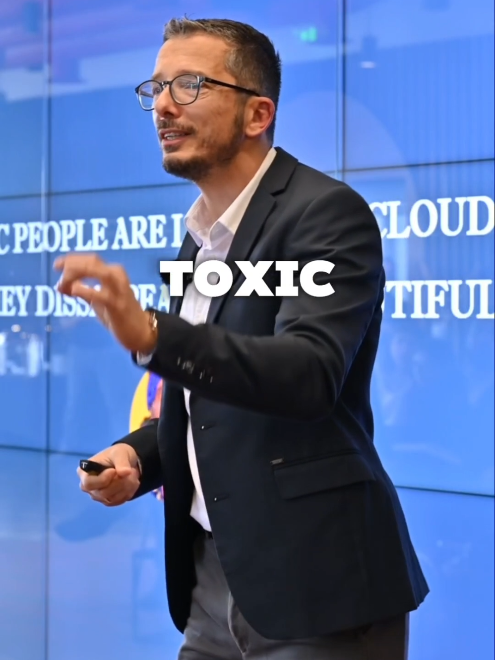 #toxic #leadership #keynotespeaker #savvastrichas 