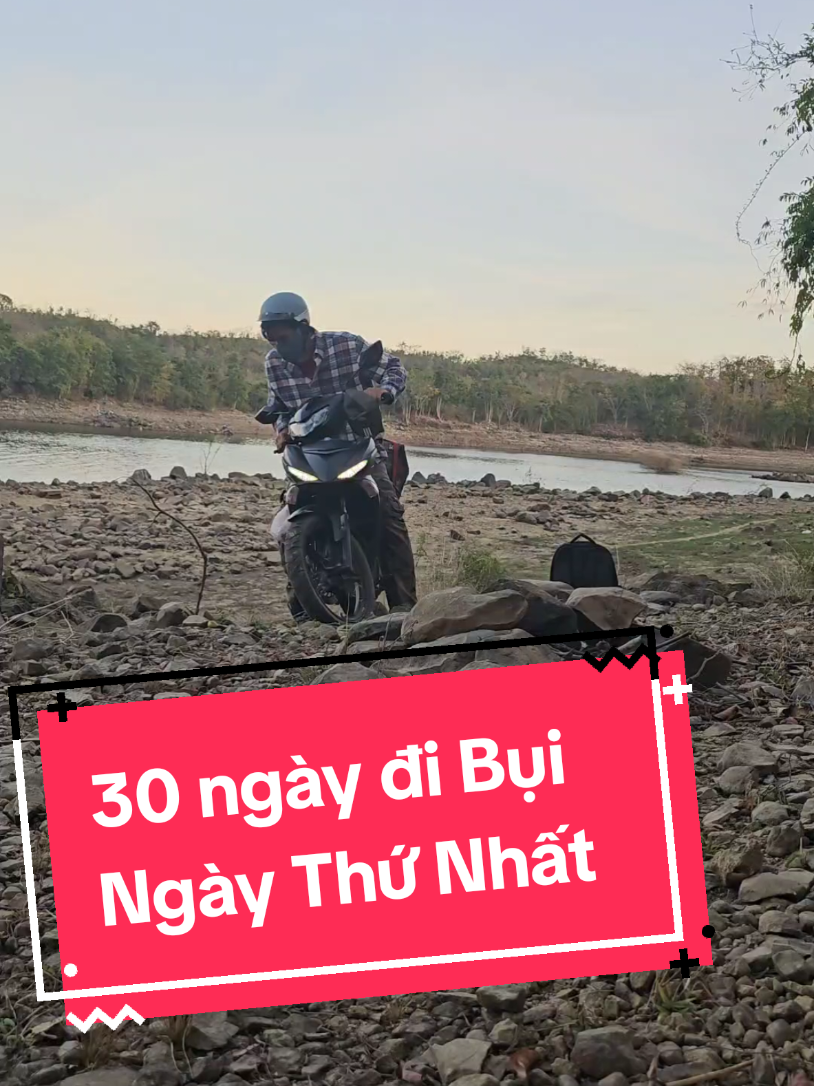 Ngày Đầu Tiên Đi Bụi Khắp Mọi Nơi Với Cái Võng Thô Sơ Thật Là Hèo.. #songsaochovui #funnyvideos #quehuong 