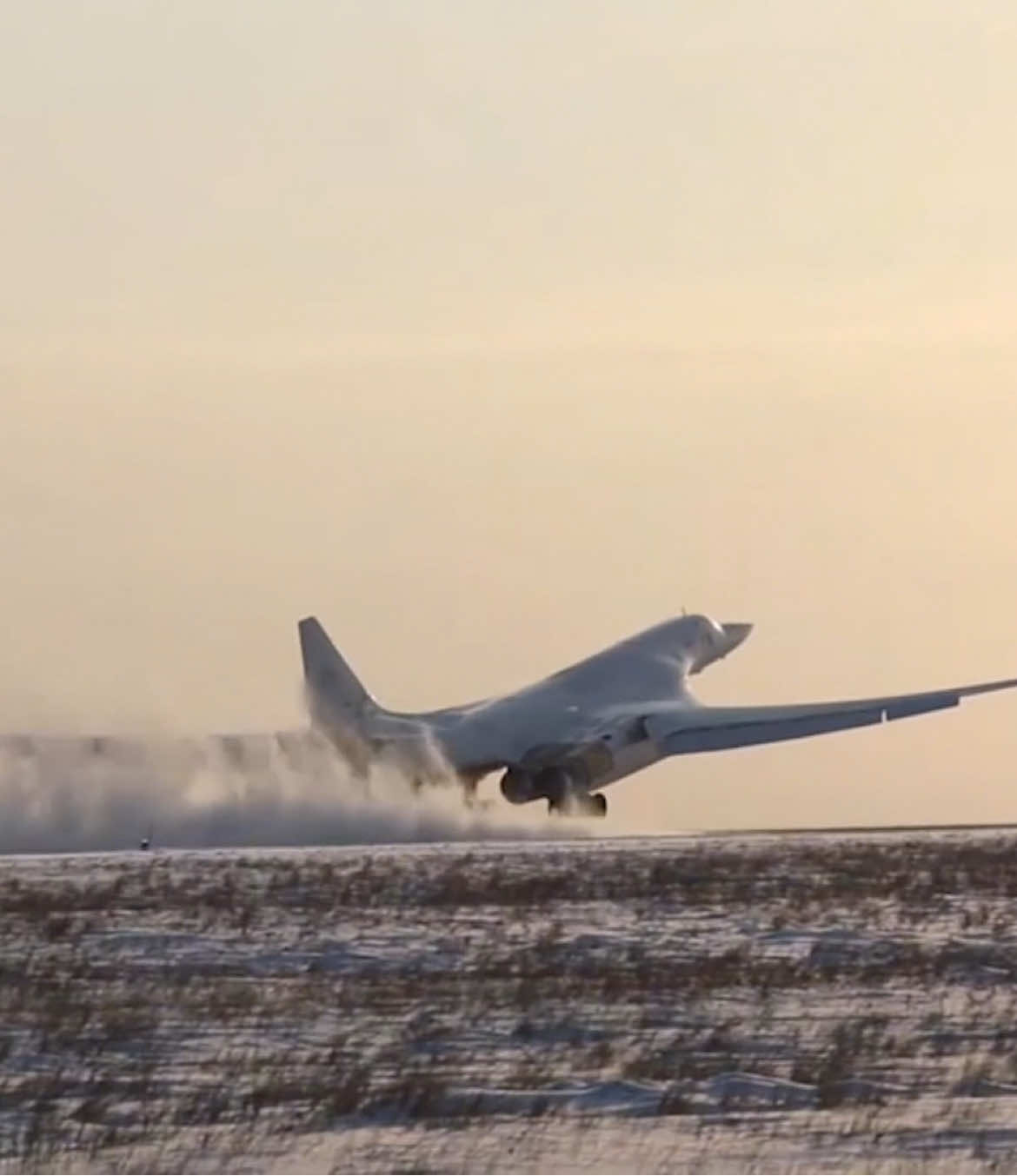 Tu-160M ​​​​was approved for mass production by the Russian Ministry of Defense #tu160m #tu160 #tupolev #russia #russiaairforce #slavarussia #fyp #viral 