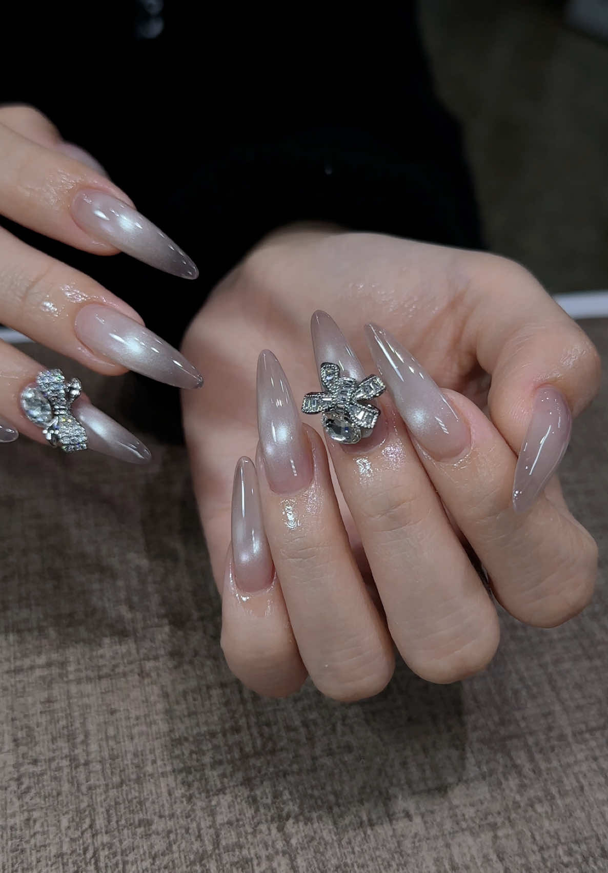 Cô dâu hôm nay xinh khủng khiếp 🤩❤️‍🔥 #nailcodau👰 #matmeoanhtrang #xuhuongtiktok #