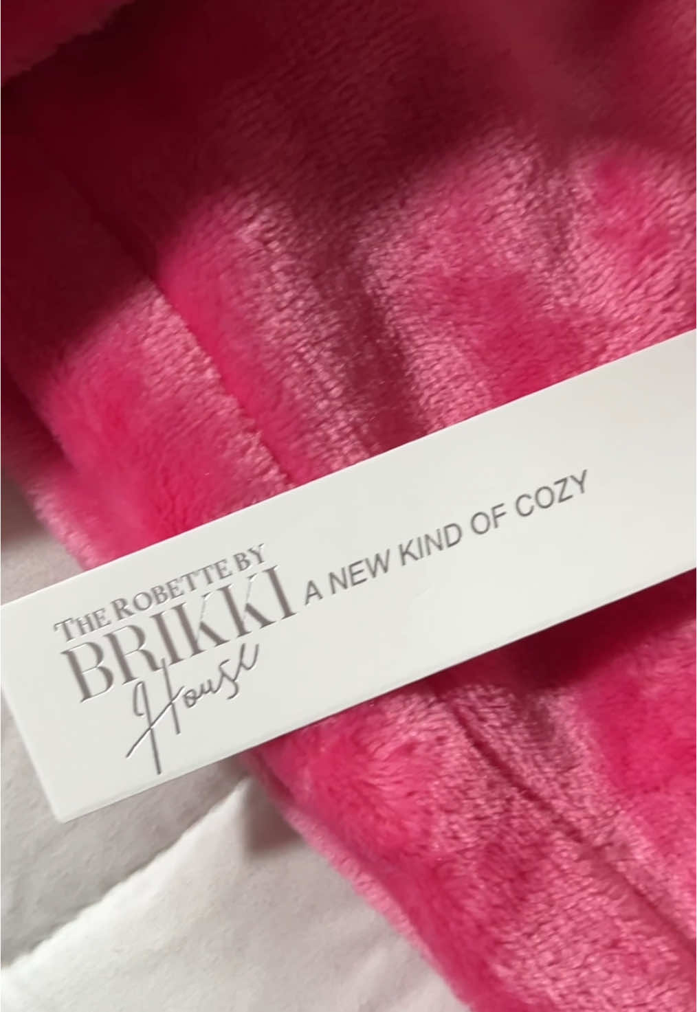 Brikki House is a Black Woman-Owned, small business, featuring luxurious robes with a new cropped design, ultra plush fabric, and a variety of colors to choose from. Our robes make for the most cozy and stylish gift. 💝  Shop with us today and experience A New Kind Of Cozy ✨ We’d love to see you in the Robette and appreciate your support 🤍 #blackownedbusiness #smallbusiness #blackwomanownedbusiness #robe #cozyvibes #loungewear 