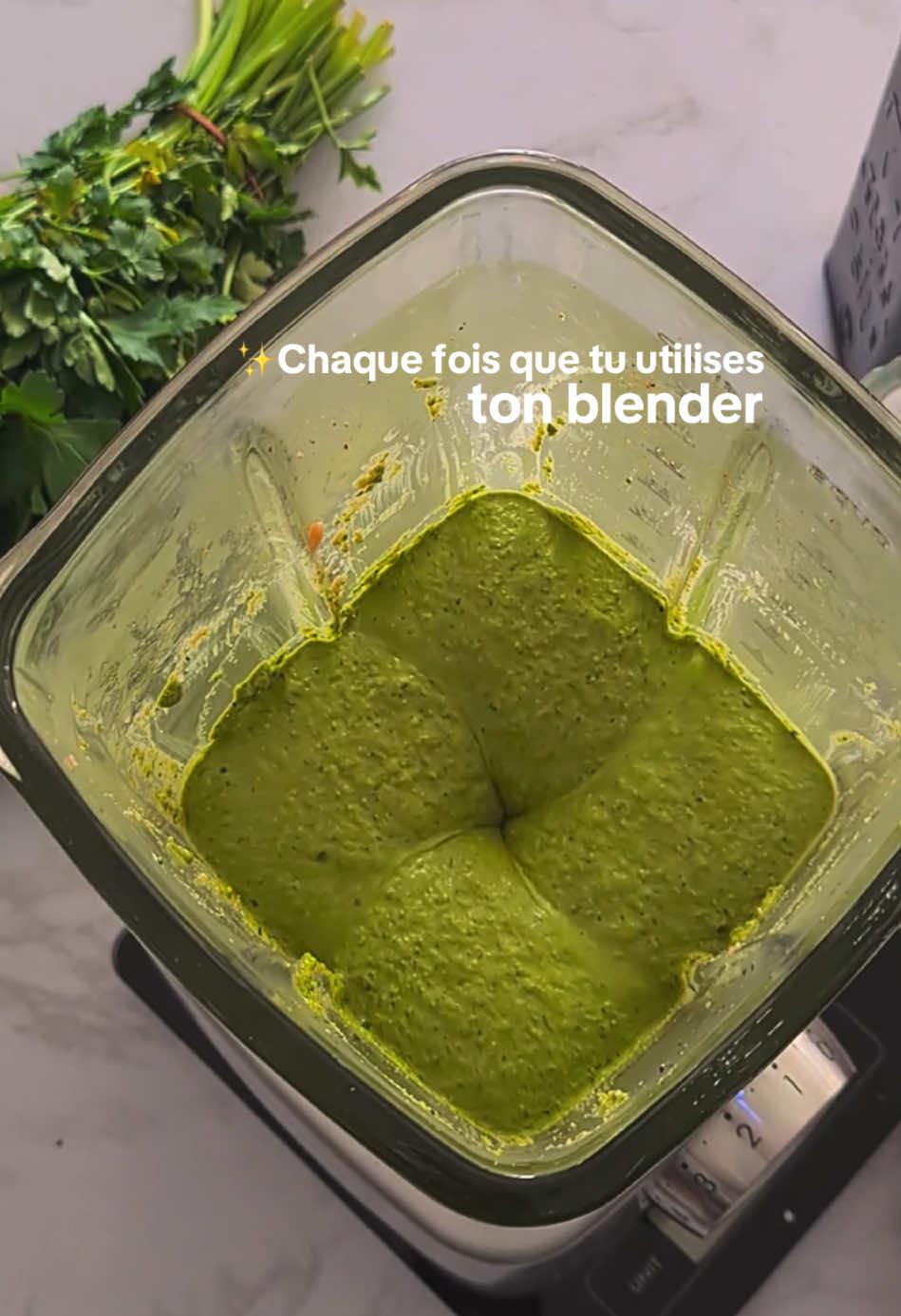 Blender Power, le blender ideal pour une cuisine saine, et très satisfaisante 👀 Smoothies, soupes chaudes et froides, snacks... On ne peut plus s'en passer ! #magimix #blenderpower #healthycooking #homamadecooking #souprecipe #cuisinesaine #foodlovers