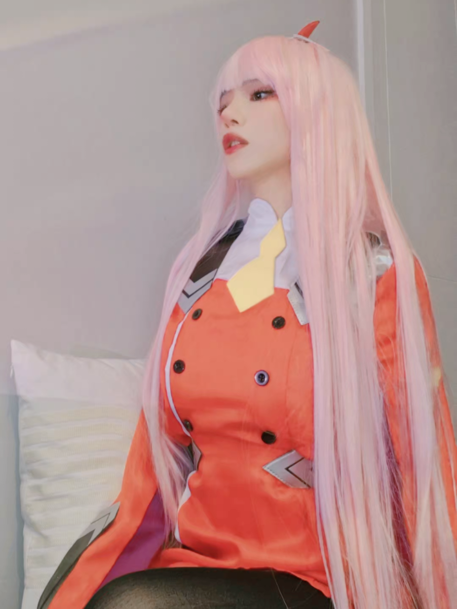 Angels have pink hair 🌸✨️ #darlinginthefranxx #zerotwo #zerotwocosplay #zerotwoedits  #darlinginthefranxxcosplayzerotwo #cosplayzerotwo #cosplayer #cosplayergirl #pinkhair #animecosplay #animegirl #animewaifu #hero #darlinginthefraxx #zerotwoedits #cosplaygirl 